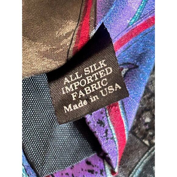 Screenplay by Martin Wong Silk Tie | Made in USA | Vintage Y2K - Picture 3 of 4